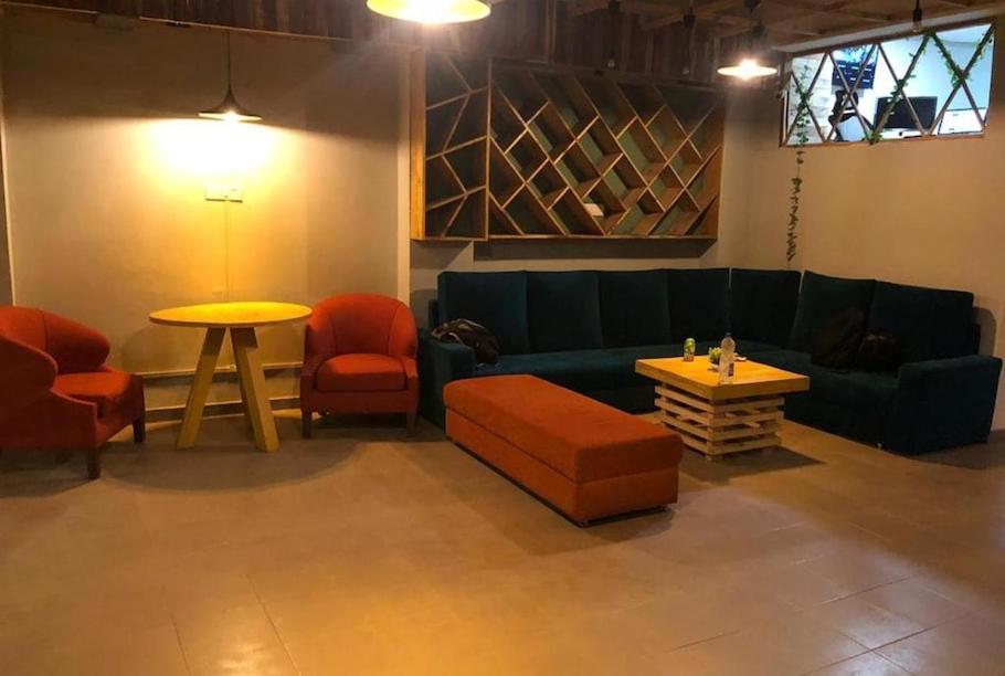 Hot - House Of Travellers Taj View Hostel Agra  Bagian luar foto